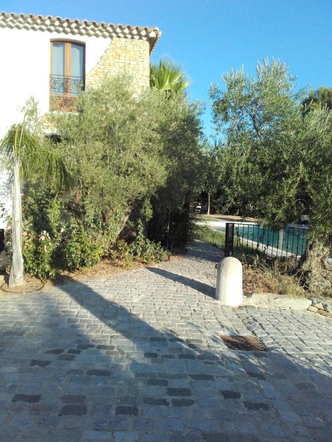 La Bastide De L'Oliveraie Ле Кастеле Екстериор снимка